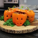 Jack-O-Lantern Stuffed Peppers-1:1